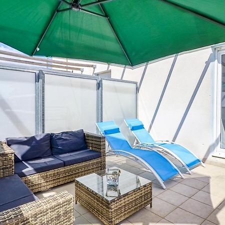 Les Alouettes Studio Avec Terrasse, Garage Et Piscine Ла-Сьота Экстерьер фото